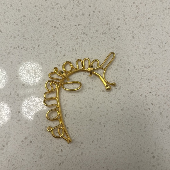 Amazonas Earring - Picture 3 of 3